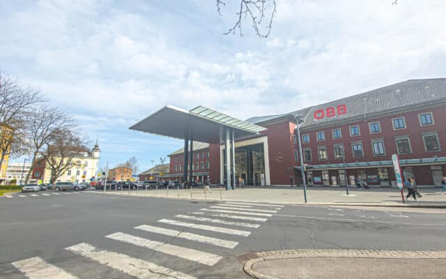 Bahnhof