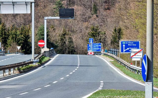 Wie­der Rasern die Füh­rer­schei­ne abge­nom­men!