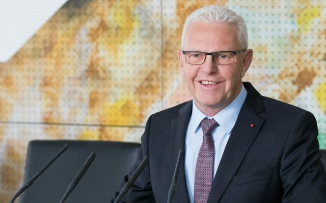 Alfred Tief­nig: „Poli­tik ist Team­ar­beit!“