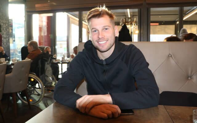Alex­an­der Grün­wald sucht einen Ver­ein!