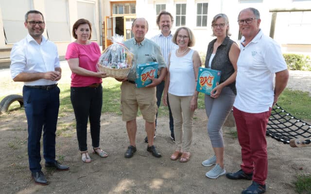 Vier Kla­gen­fur­ter Direk­to­ren tre­ten den Ruhe­stand an