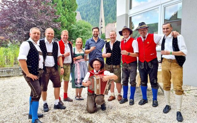 Mall­nitz stand im Zei­chen des „Dorf­plat­telns“