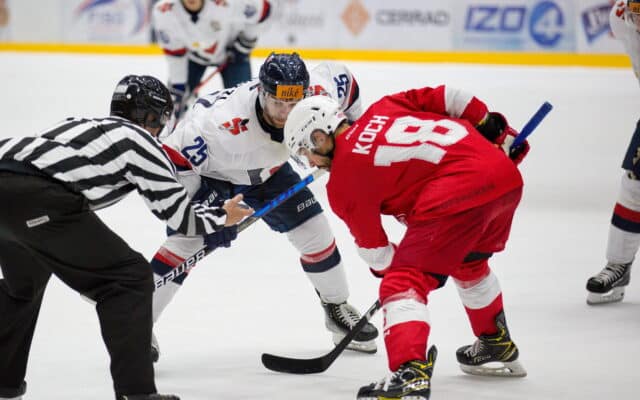 Ermä­ßig­te KAC-Tickets für CHL-Spie­le