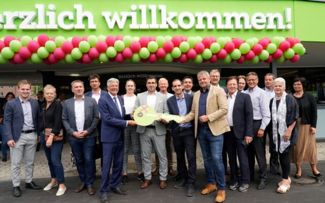 50 neue Arbeits­plät­ze bei „Mömax“ in Spit­tal