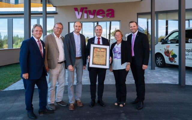 Ehren­ring für Vivea-Chef Engel­bert Künig