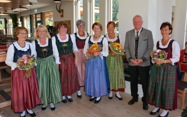 Neue Obfrau für die Trach­ten­grup­pe Mall­nitz­tal