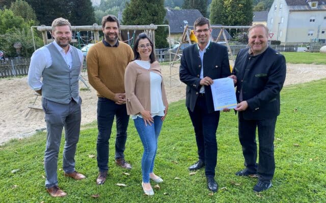 Erneue­rung des Spiel­plat­zes in Eber­stein