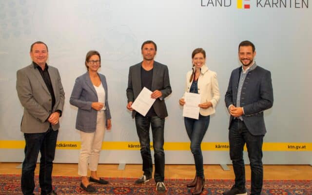 Zwei neue Zivil­tech­ni­ker ver­ei­digt