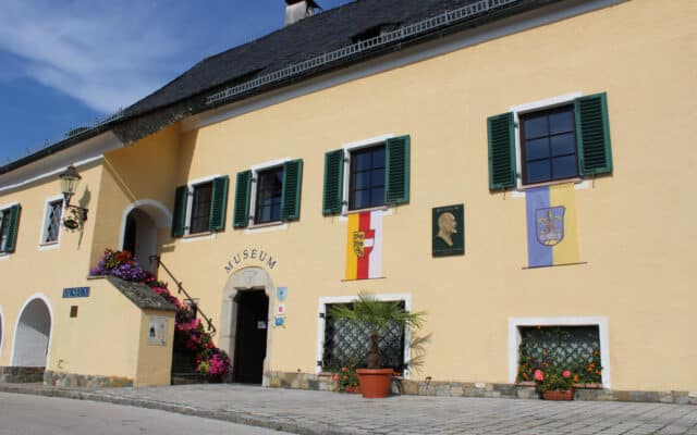 Tag der offe­nen Tür im „Auer von Welsbach“-Museum