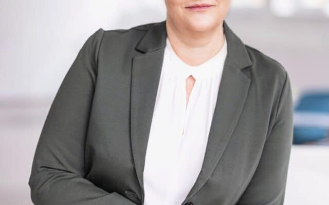 Wochen­geld für selbst­stän­di­ge Frau­en nun auch monat­lich