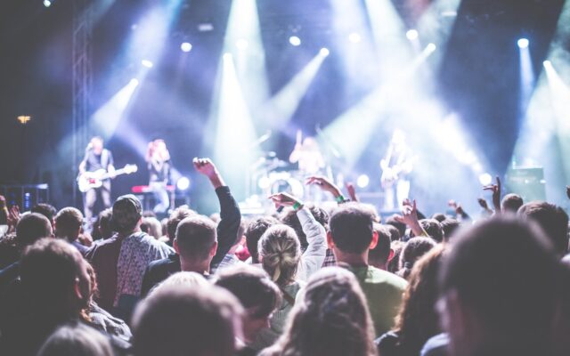 Umsatz­er­satz für Nacht- und Event-Gas­tro­no­mie gefor­dert!