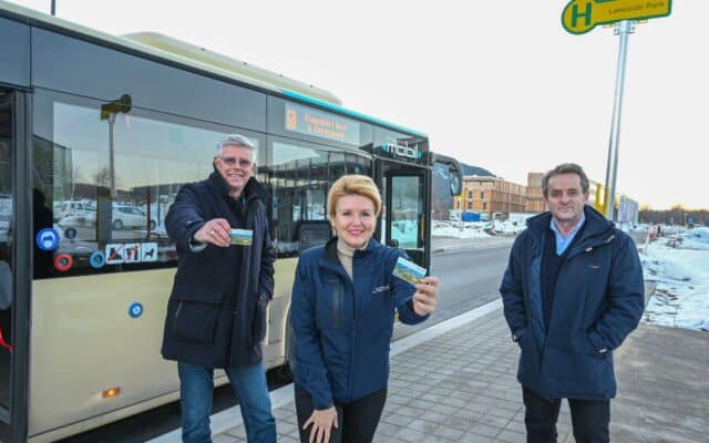 Öffent­li­cher Ver­kehr im Zehn-Minu­ten-Takt