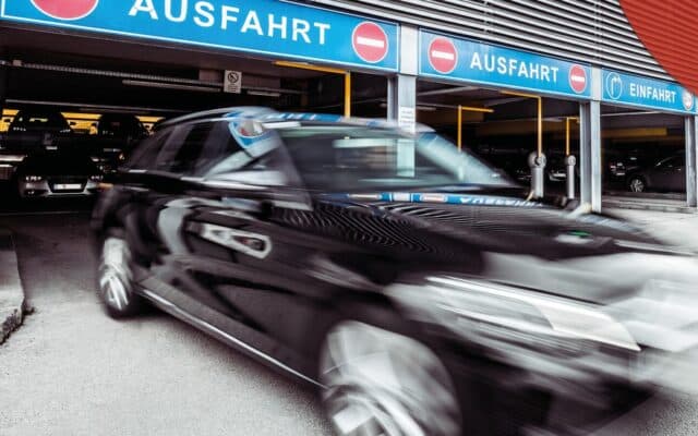 Auf dem Mes­se­ge­län­de in Kla­gen­furt par­ken