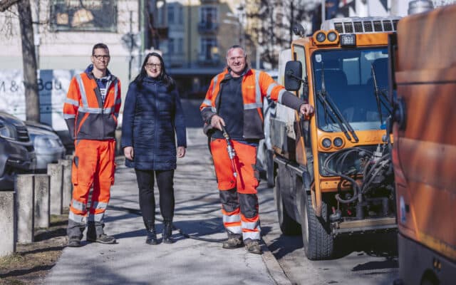 Wirt­schafts­hof-Mit­ar­bei­ter machen Vil­lach früh­lings­fit