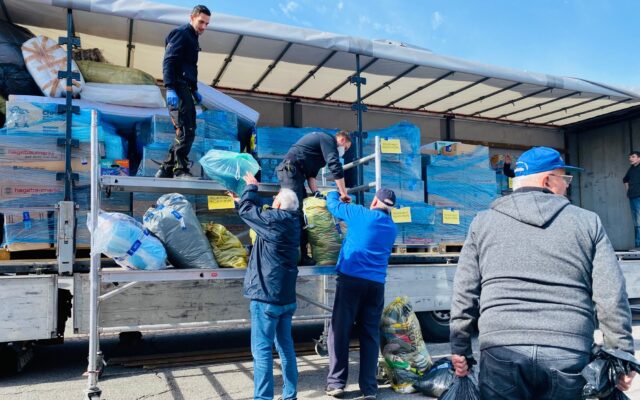 Vil­lach: 13 Ton­nen an Hilfs­gü­tern