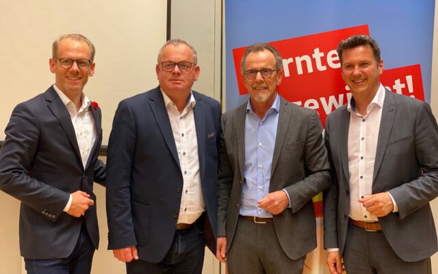 Sei­ser als Vor­sit­zen­der der SPÖ im Bezirk bestä­tigt