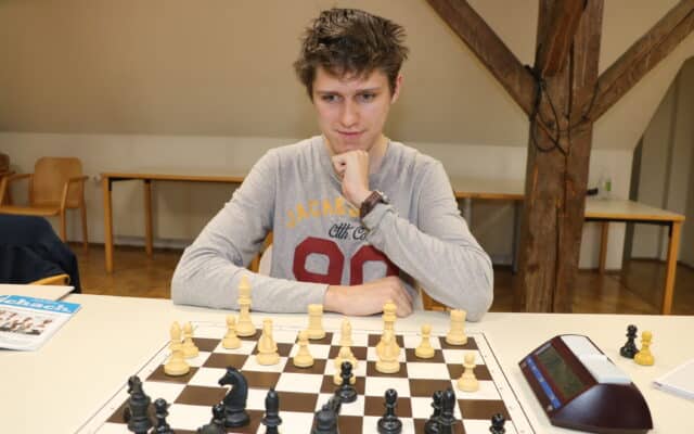 Ein Schach­ta­lent an der Tie­bel