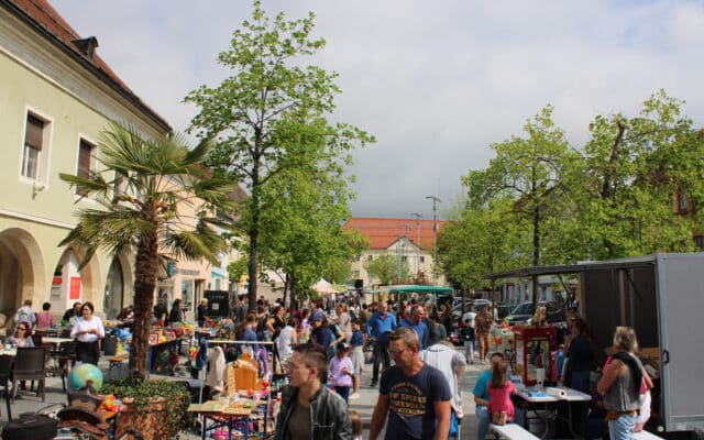 Das war der gro­ße Kin­der­floh­markt!