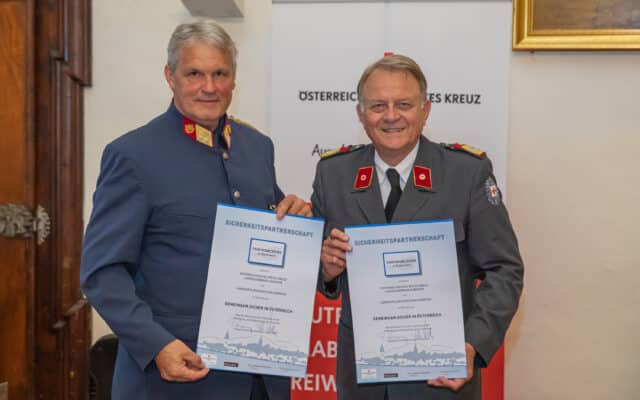 Koope­ra­ti­on von Poli­zei und Rotem Kreuz in Kärn­ten