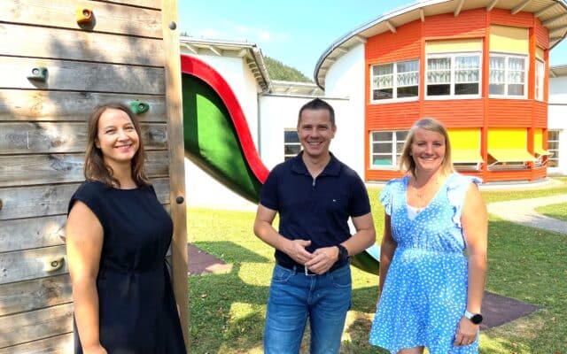 Neu­haus baut Betreu­ung am Nach­mit­tag aus