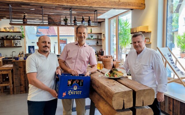 Auch „Hirter“ hilft Arriach und Tref­fen!