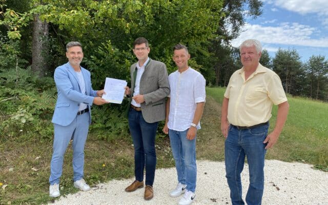 Ein neu­es Weg­kreuz für St. Jakob
