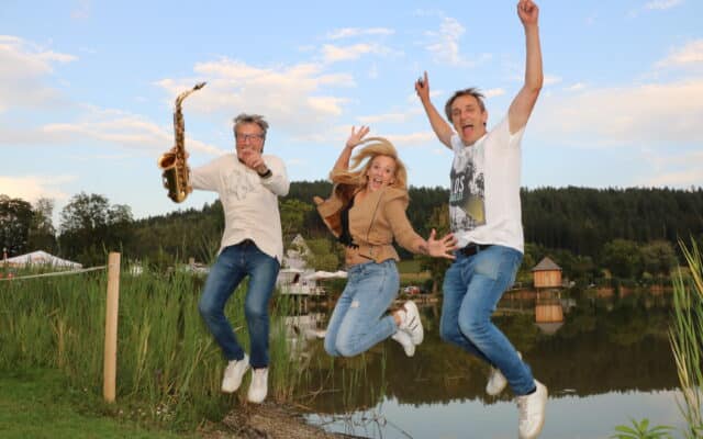Fest am See ein Schla­ger