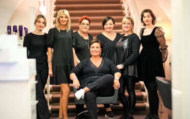 Vier-Tage-Woche bei Fri­seu­rin in St. Veit