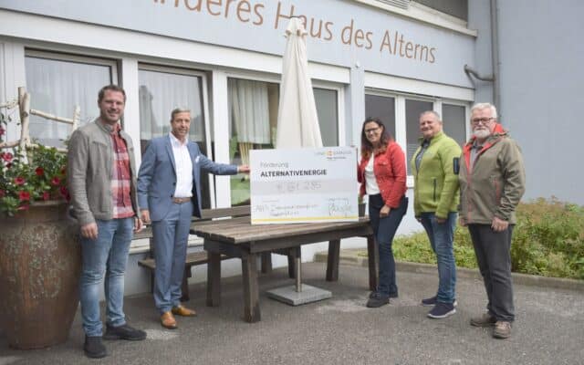 Raden­thein: Senio­ren­zen­trum heizt nun mit Fern­wä­re