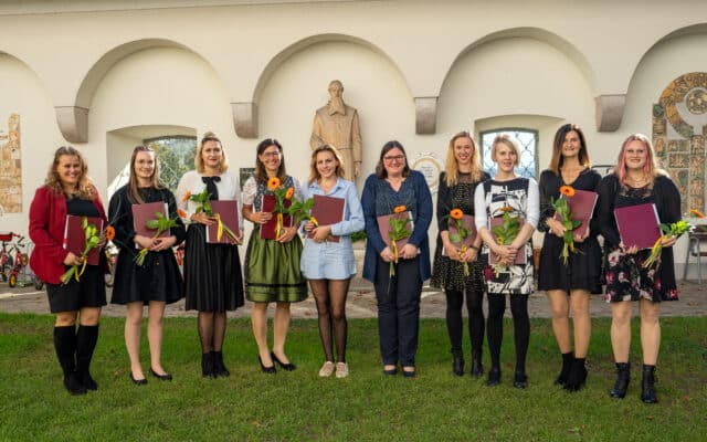 15 neue Erzie­he­rin­nen und Tages­müt­ter