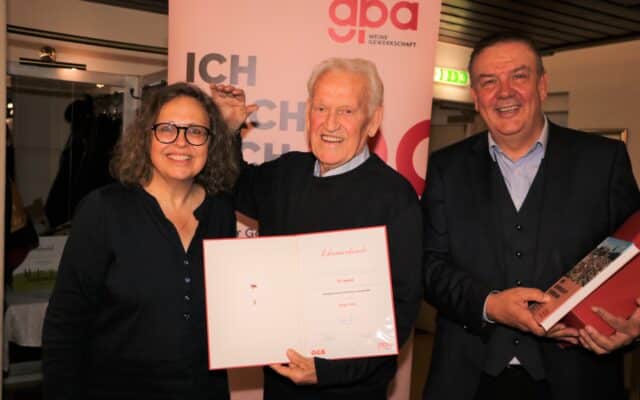 Ehre, wem Ehre gebührt!