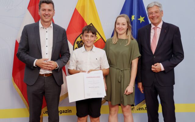 Ehrun­gen für Gold, Sil­ber und Bron­ze beim Bun­des­wett­be­werb