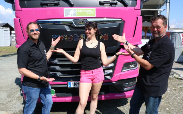 Tru­cker Babe fuhr für die Kids