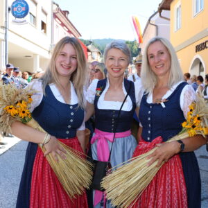 “G’schirr & G’scherr” in Blei­burg