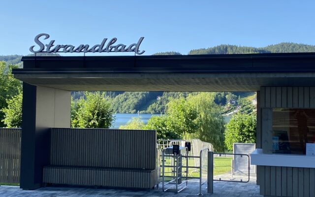 Strand­bad See­bo­den lockt Schü­ler mit einer beson­de­ren Akti­on