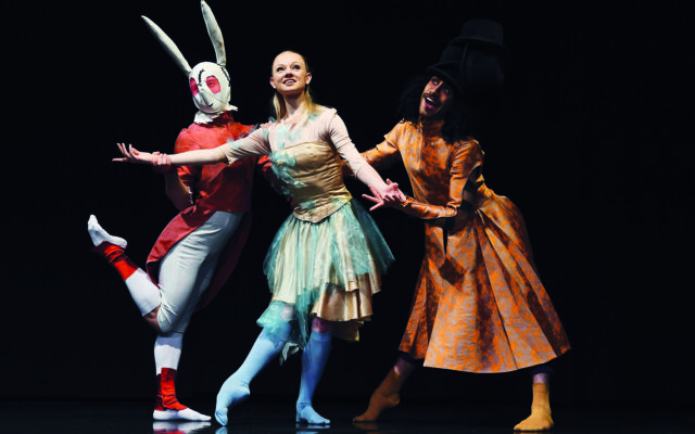 Bal­lett­abend mit Ali­ce im Wun­der­land