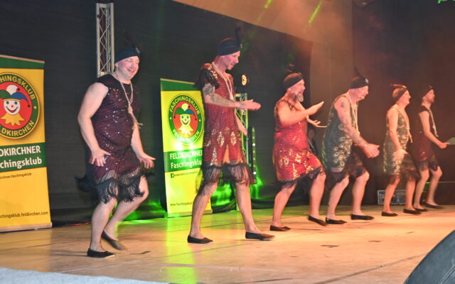 Die “Gluck Gluck”-Show