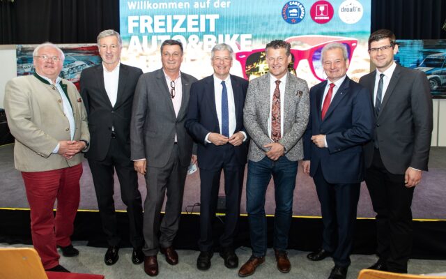 47. Frei­zeit­mes­se offi­zi­ell eröff­net