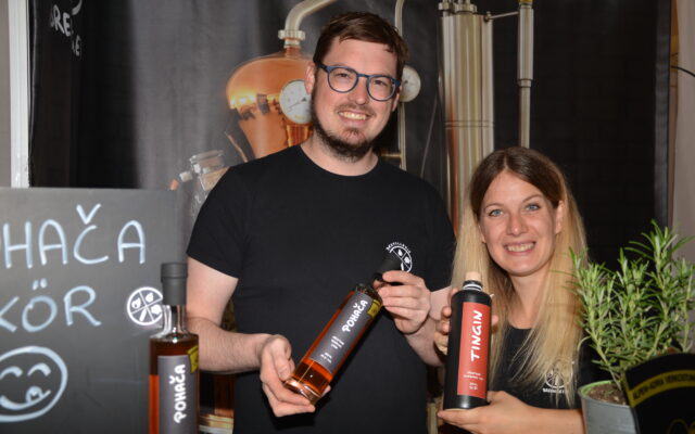 Aus einer Schnaps­idee wur­de eine Fir­ma