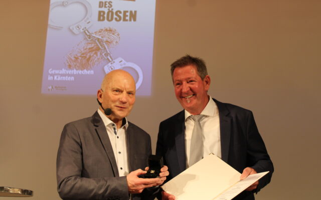 Valen­tin Hau­ser ist neu­er Ehren­ring-Trä­ger von Grif­fen!
