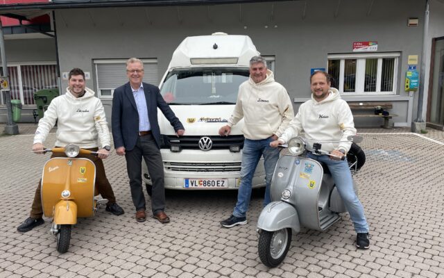 Arnold­stei­ner unter­wegs zu Ves­pa World Days