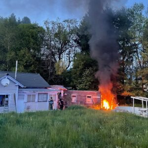Explosion beim Tanken: Rasenmäher in Vollbrand