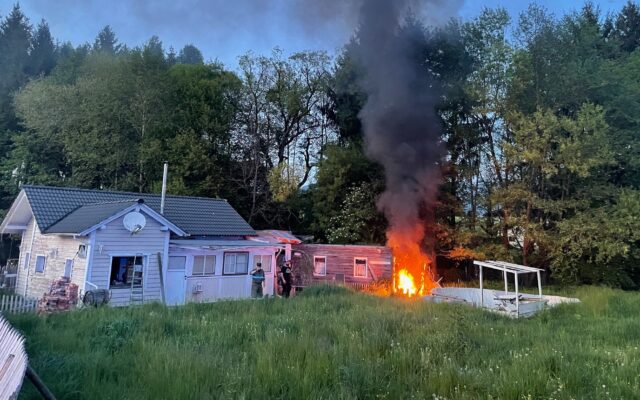 Explosion beim Tanken: Rasenmäher in Vollbrand