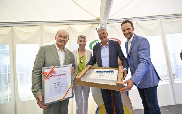 Mor­le Eis­sa­lon fei­ert 50-Jahr-Jubi­lä­um