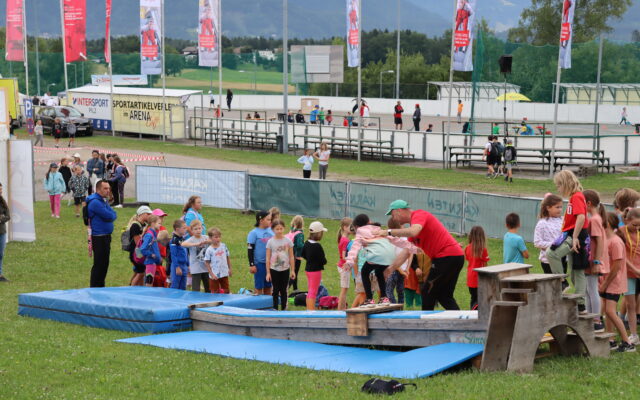 Tol­les Sport­fest in der Vil­la­cher Alpen Are­na