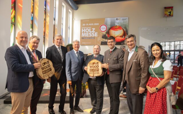 Holz­mes­se begeis­ter­te mit Viel­falt und Inno­va­tio­nen
