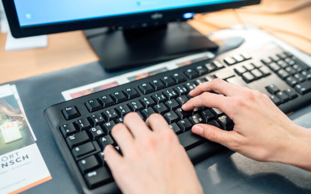 Gefälsch­te Bank-Web­sei­ten: Poli­zei warnt vor Betrugs­fal­le