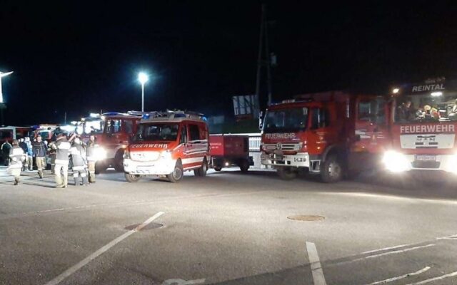 Kärnt­ner Feu­er­weh­ren nach Nie­der­ös­ter­reich