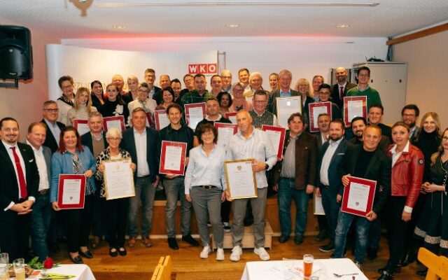 29 Betrie­be aus St. Veit geehrt