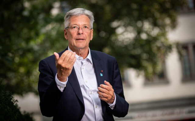 Lan­des­re­gie­rung gibt Aus­blick auf 2025